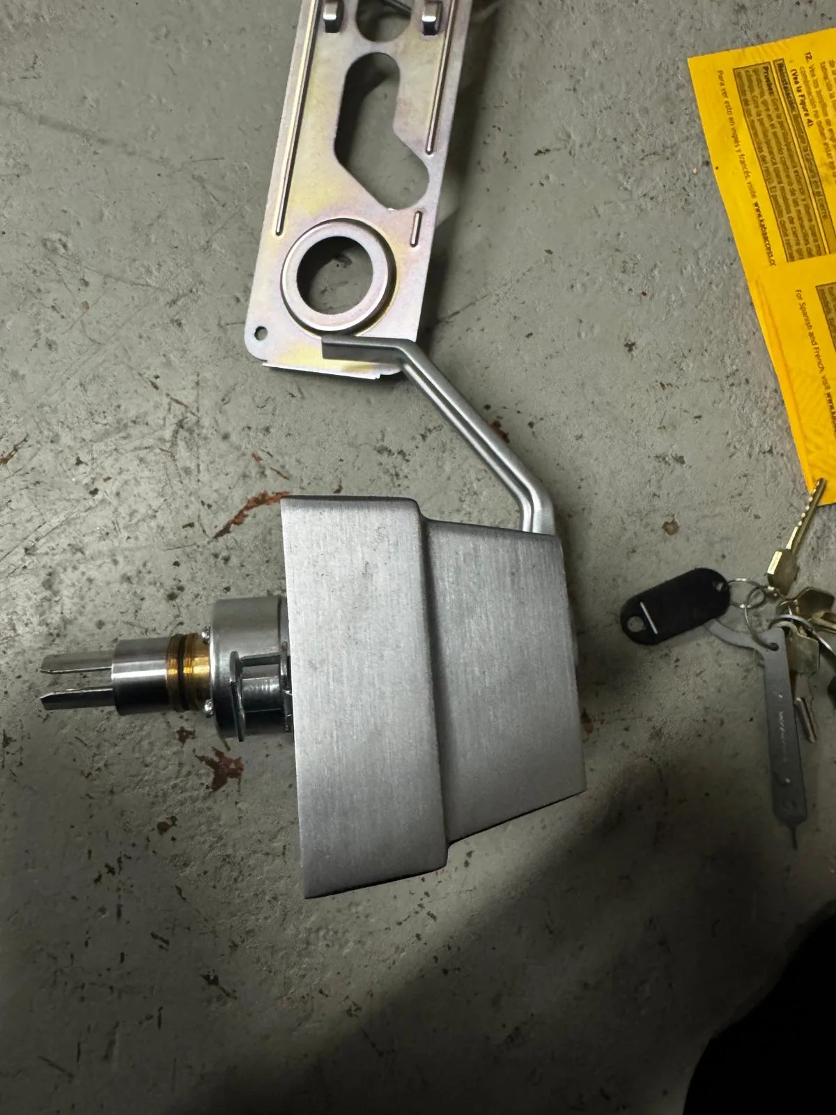 Dormakaba electronic door lock body